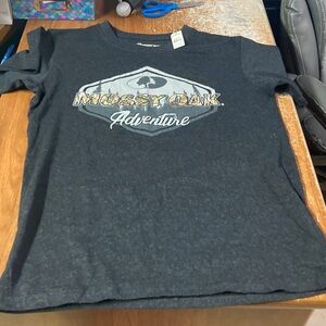 Mossy Oak Adventure Tee in Charcoal new with tags